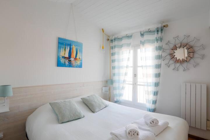 Sur L'Ilot De St Martin Au Centre Du Port Vue Exceptionnelle ! Διαμέρισμα Saint-Martin-de-Ré Εξωτερικό φωτογραφία